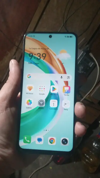 Smartphone Honor verde en buen estado - miniatura 2