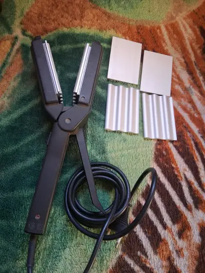 Plancha de cabello cerámica con placas intercambiables - miniatura 1