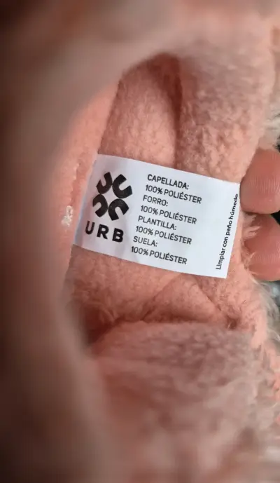 Pantuflas de bebé rosadas peludas talla 18 - miniatura 2