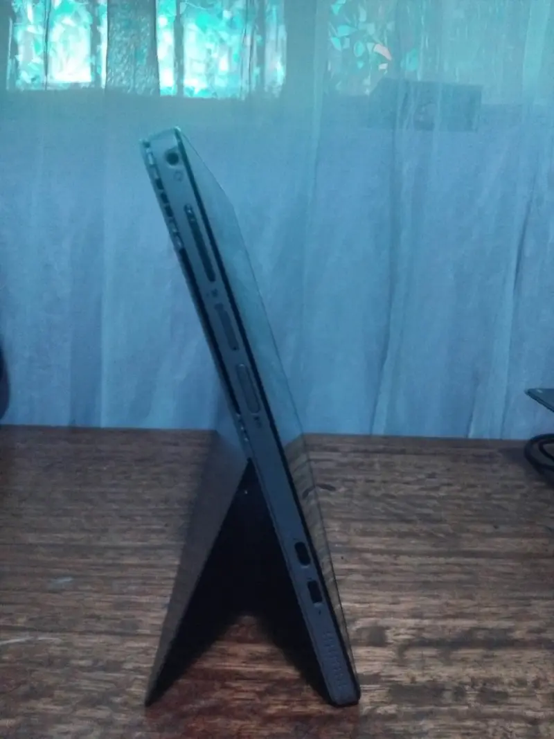 Dell latitude 7210 2 en 1 - 3