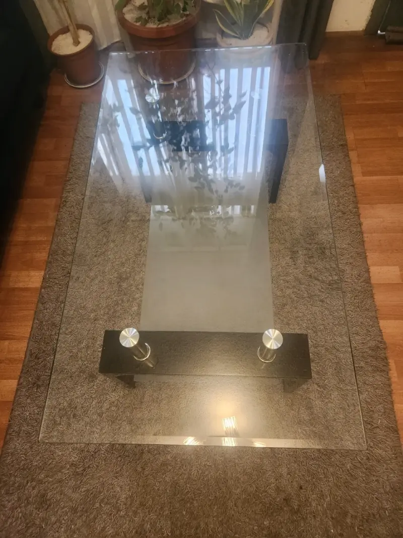 Mesa de Centro de Vidrio y Metal Moderna - 1