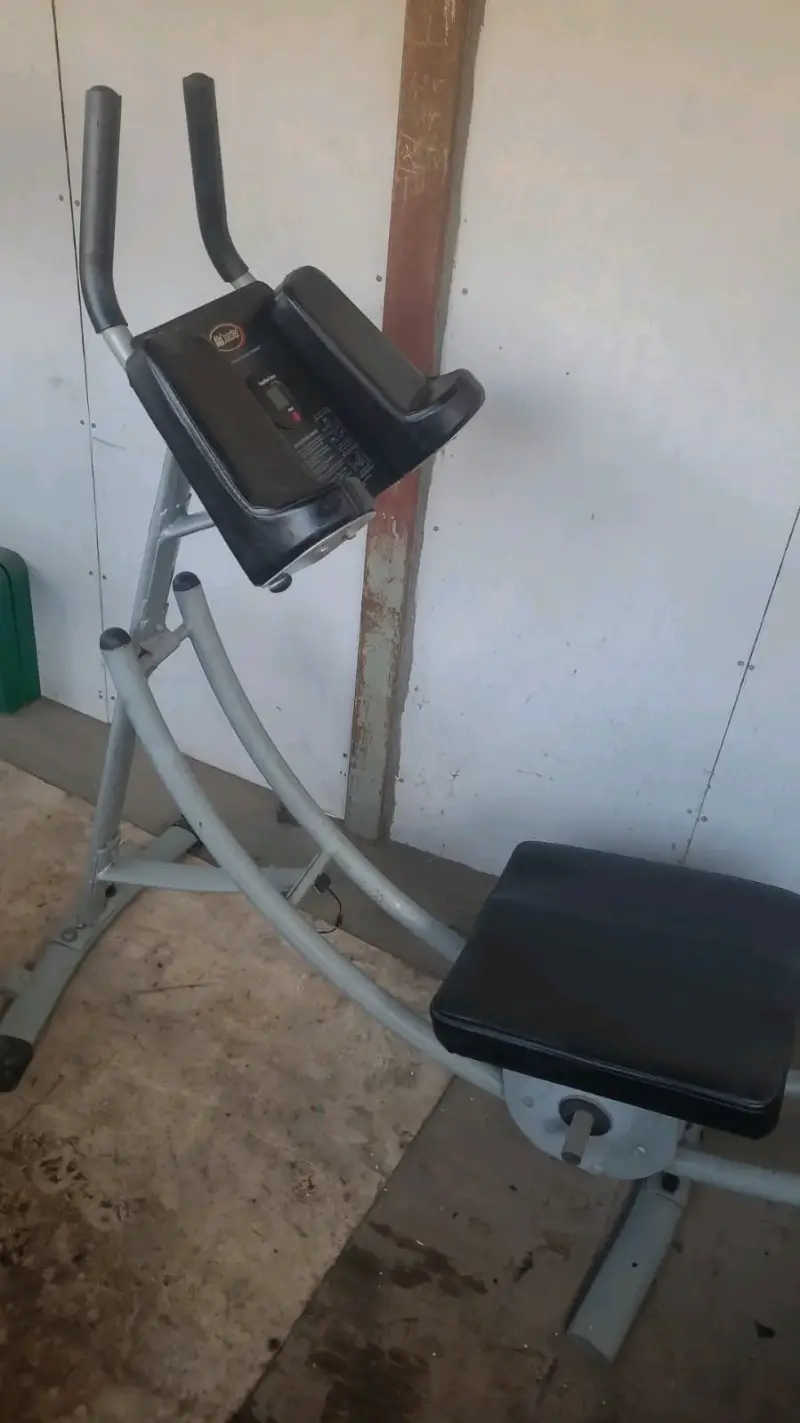 Banco de pesas Masterfit con barra y discos - 3