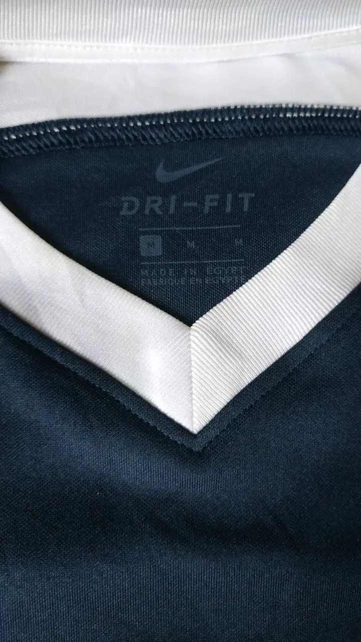 Camiseta deportiva Nike azul con logo PASS FC - 2