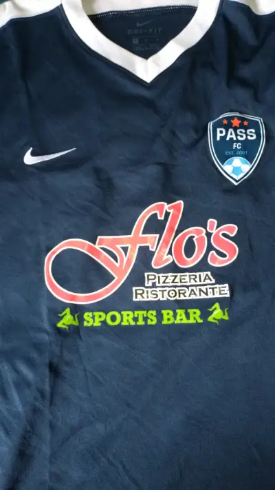 Camiseta deportiva Nike azul con logo PASS FC - miniatura 3