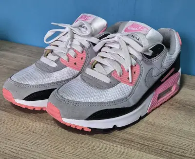 Zapatillas Nike Air Max 90 Mujer Gris y Rosado - miniatura 1