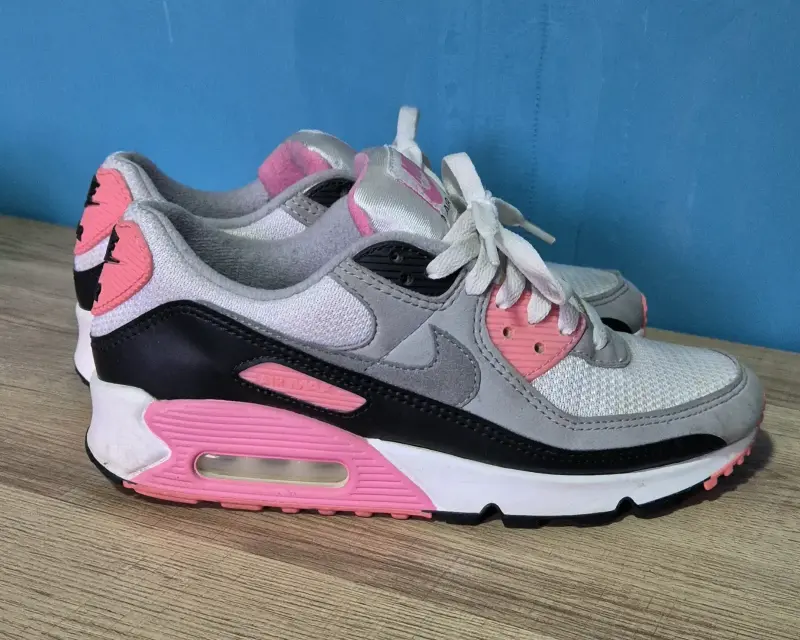 Zapatillas Nike Air Max 90 Mujer Gris y Rosado - 3
