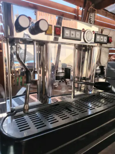 Máquina de café espresso profesional La Rocca - miniatura 1