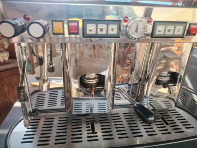 Máquina de café espresso profesional La Rocca - miniatura 4