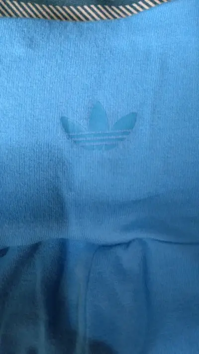 Leggings cortos azules Adidas con franjas naranjas - miniatura 5