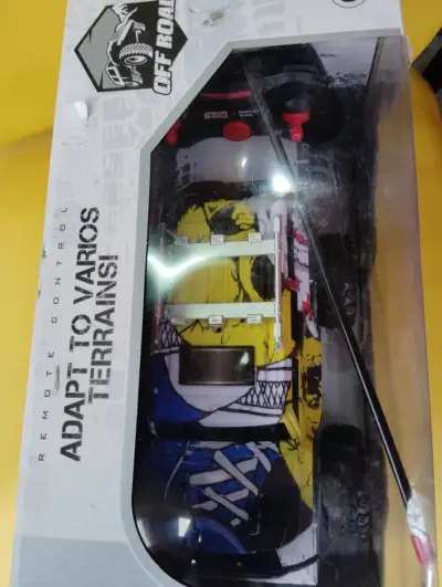 Camioneta RC Off-Road 4x4 a Control Remoto - miniatura 6