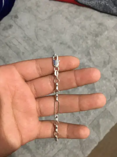 Pulsera de plata con diseño de eslabones - miniatura 2