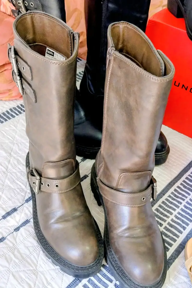 Botas de cuero con hebillas para mujer - 5