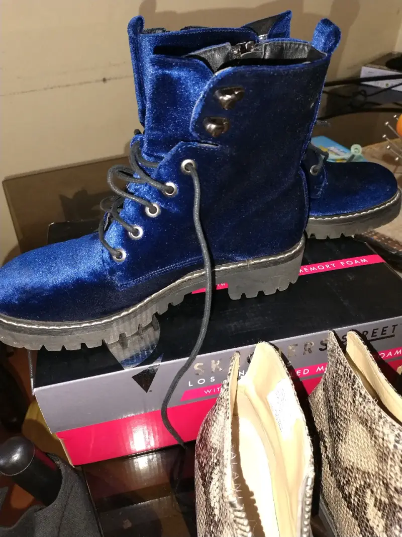 Botas de terciopelo azul con cierre lateral - 1