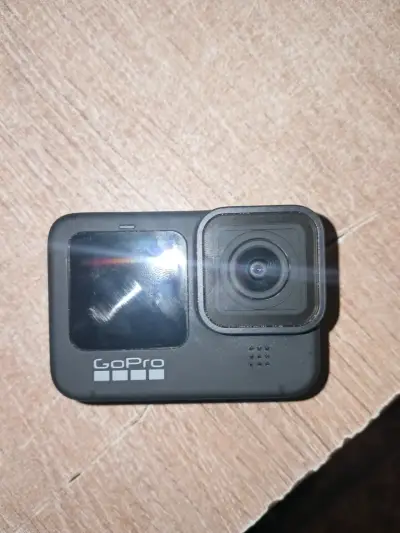 Cámara de acción GoPro Hero 9 Black con accesorios - miniatura 1