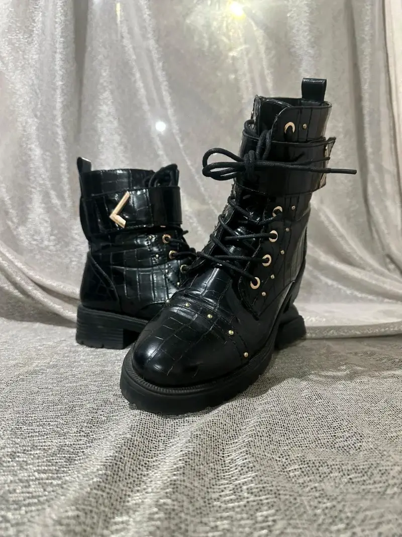 Botines negros