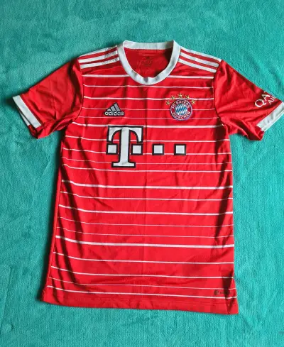Camiseta Adidas FC Bayern Munich Roja - miniatura 1