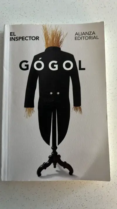 Libro 'El Inspector' de Nikolái Gógol - miniatura 1