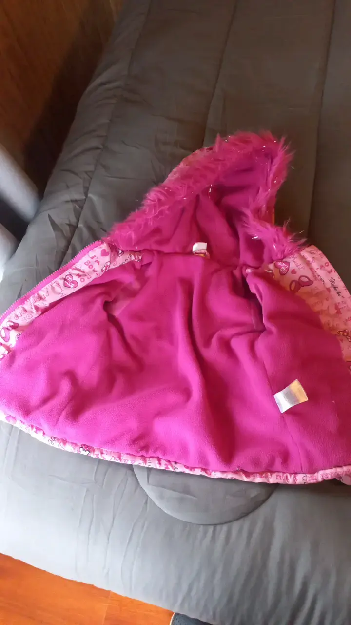 Chaqueta infantil Minnie Mouse rosa con capucha - 2
