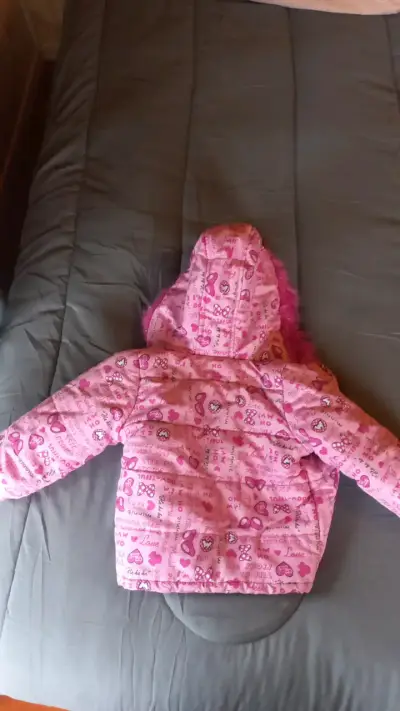 Chaqueta infantil Minnie Mouse rosa con capucha - miniatura 3