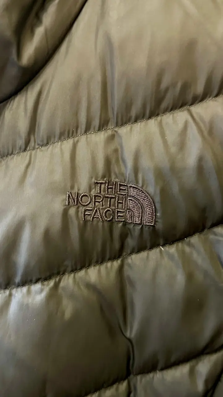 Chaqueta acolchada negra The North Face para mujer - 3