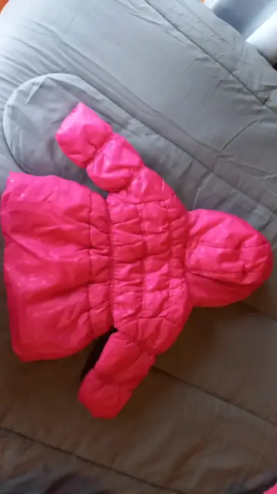 Abrigo de invierno para niña color rosa - miniatura 3