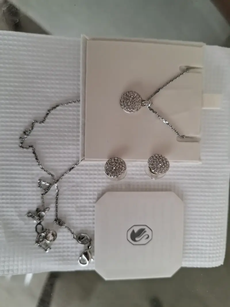 Conjunto de joyería de plata con cristales - 1
