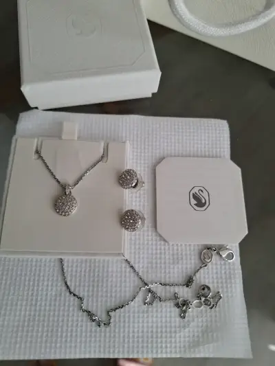 Conjunto de joyería de plata con cristales - miniatura 2