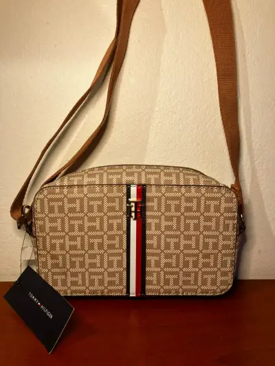 Cartera Tommy Hilfiger Crossbody Monogram - miniatura 4