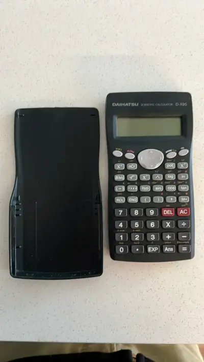 Calculadora científica Daihatsu D-X95 - miniatura 2
