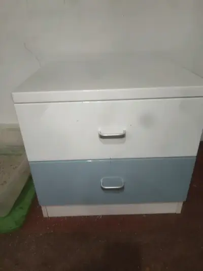 Cajonera de dos cajones blanca y azul - miniatura 1