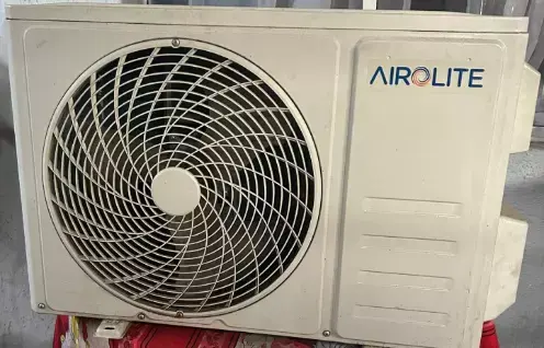 Aire acondicionado split 9000 BTU Airolite R32