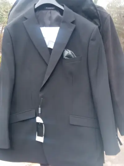 Traje formal negro Florenzi con pañuelo - miniatura 2
