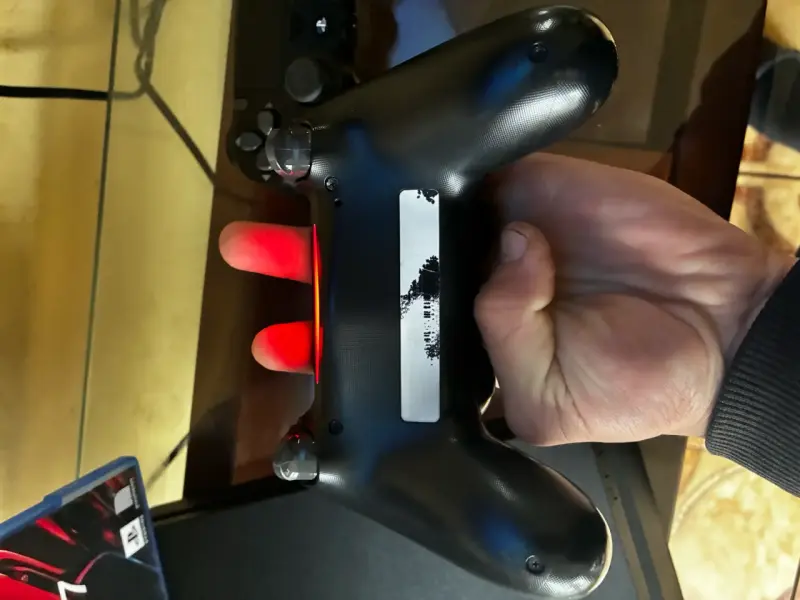 Consola PS4 slim 1tb 2 mandos 3 juegos - 3