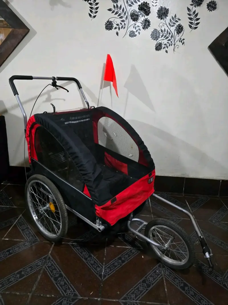Carrito de Pase Caminata/Bicicleta Rojo y Negro - 3