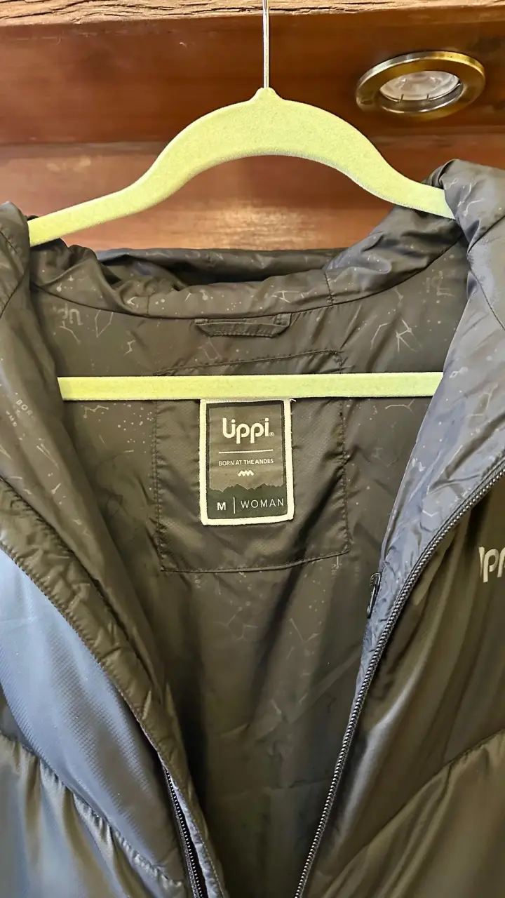 Parka de Mujer Negra Lippi con Capucha - 3