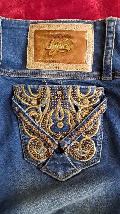Jean Colombiano con detalles con brillos - miniatura 3
