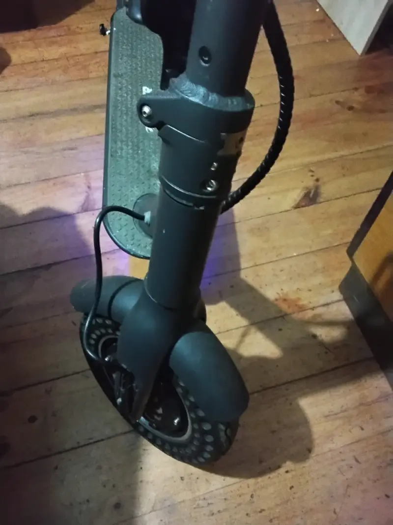 Scooter eléctrico Skuter con pantalla LED - 5