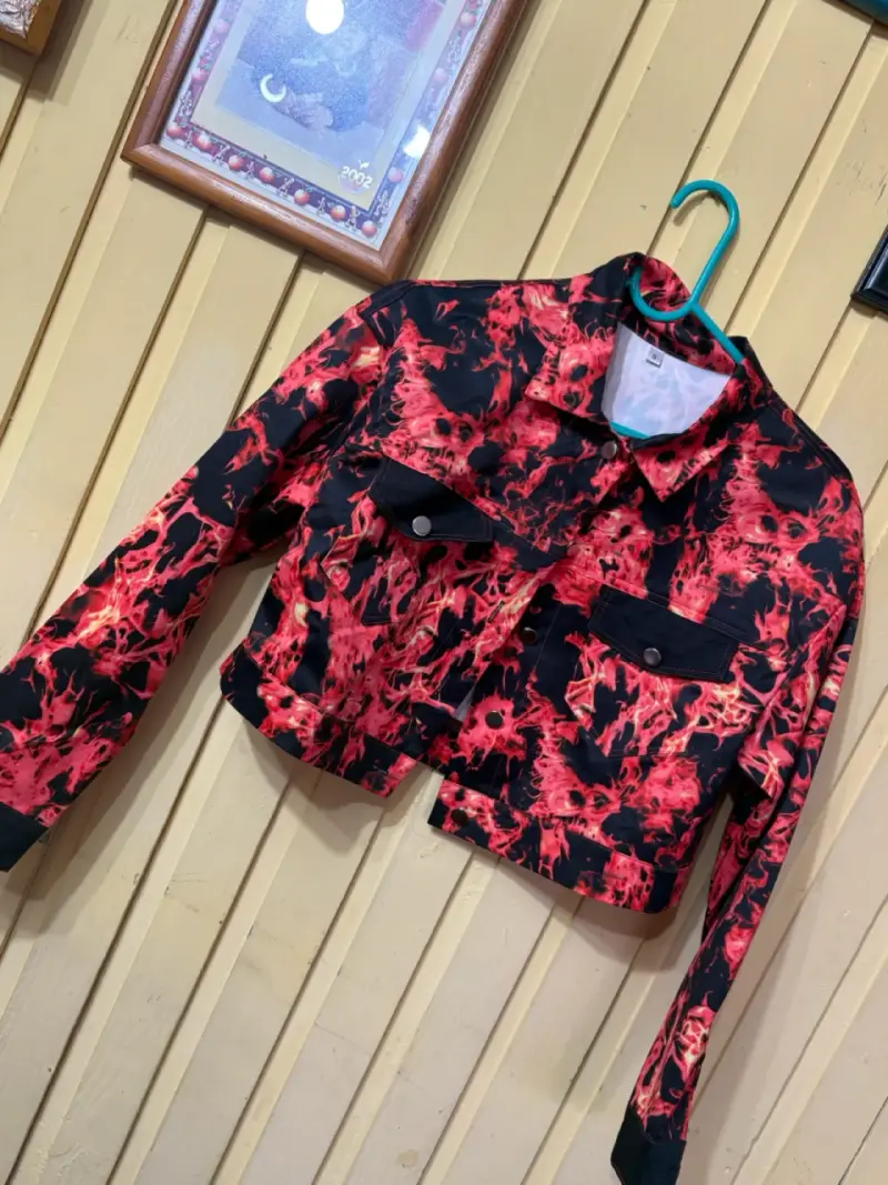Chaqueta estampado fuego SHEIN — Talla S-M - 3