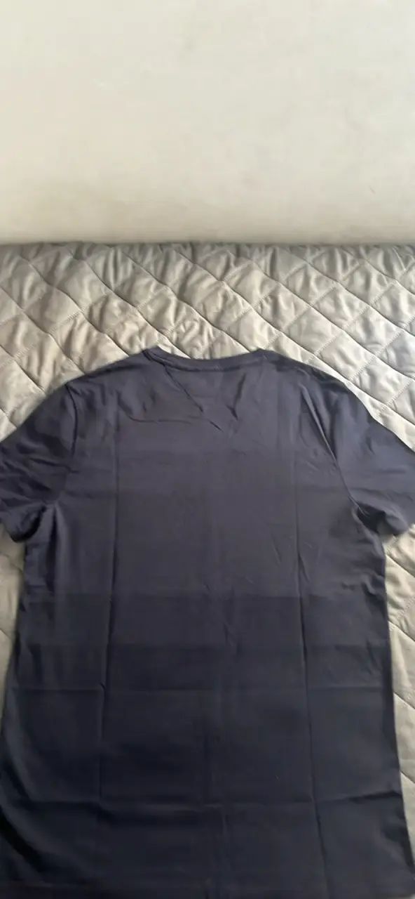 Polera Tommy Hilfiger azul marino para hombre - 3