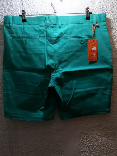 Shorts de hombre en colores rojo bordado - miniatura 4