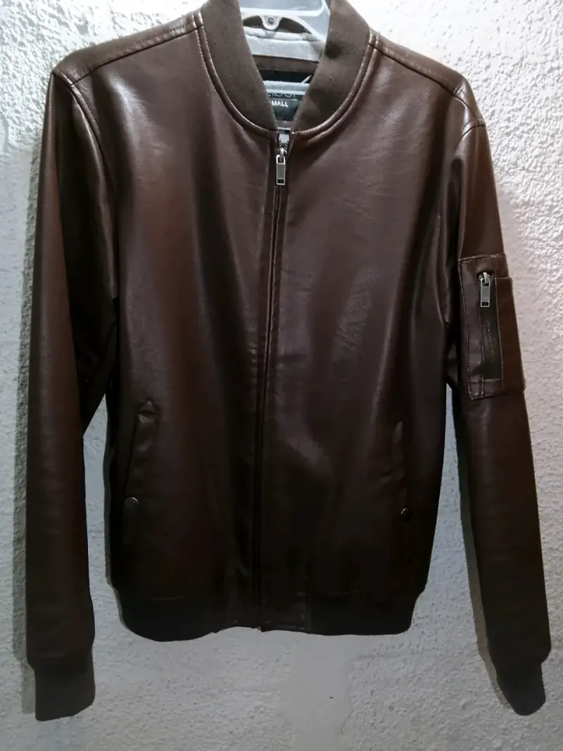 Chaqueta de cuero marrón para hombre