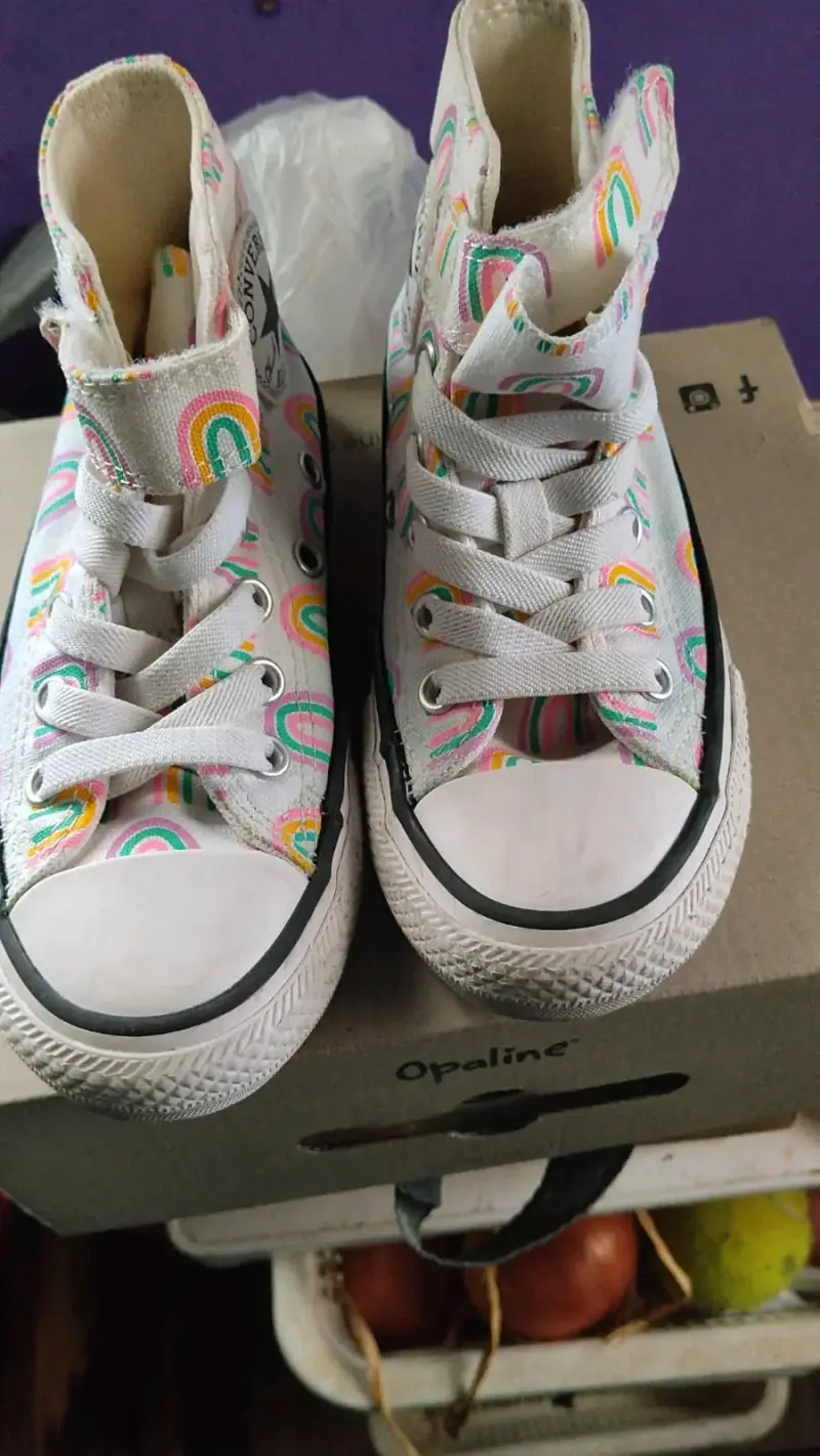 Zapatillas infantiles rosadas con lunares - 2
