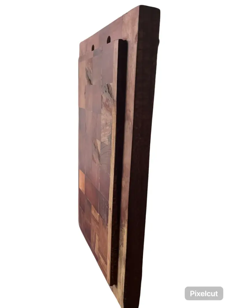 Tabla de madera para servir con asas decorativas - 4
