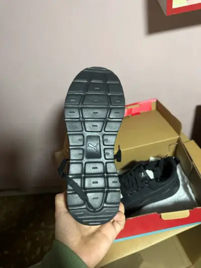 Zapatillas deportivas negras Puma - miniatura 2
