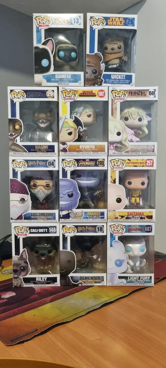 Colección de Figuras Funko Pop Variadas - 1