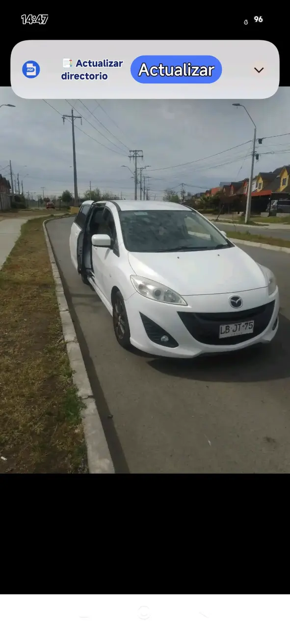Mazda Premacy 2014 en buen estado - 4