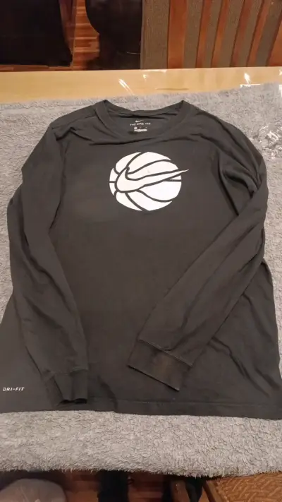 Polera Nike Dri-Fit manga larga negra - miniatura 1