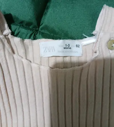 Enterito de bebé Zara beige 1-3 meses - miniatura 1