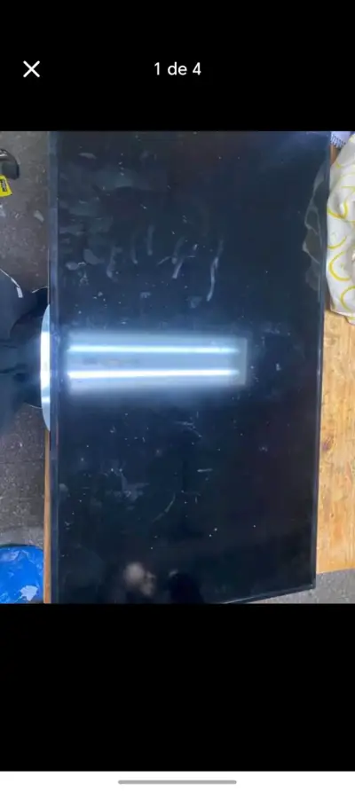 Televisor LED AOC 40 pulgadas en buen estado - miniatura 1