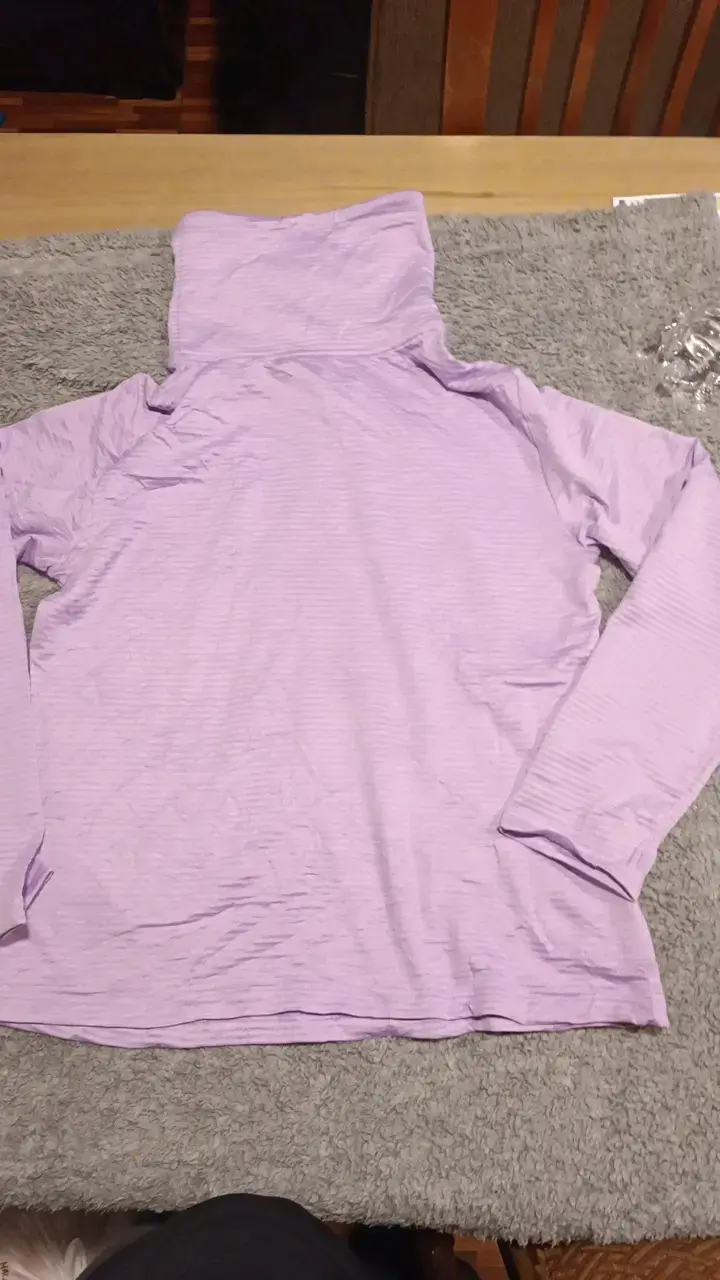 Polera deportiva morada, cuello alto Athletic Wo - 4